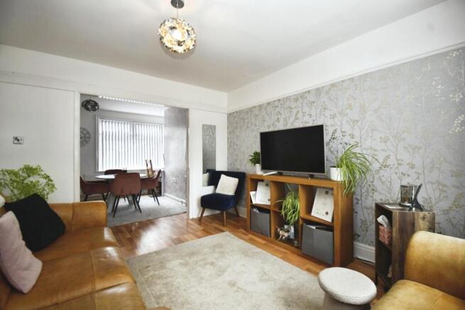 3 bed Terraced for sale Image 6