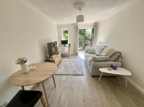 Living/Dining Room