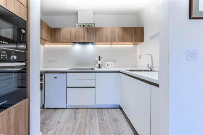 1 bed Apartment for sale Image 8