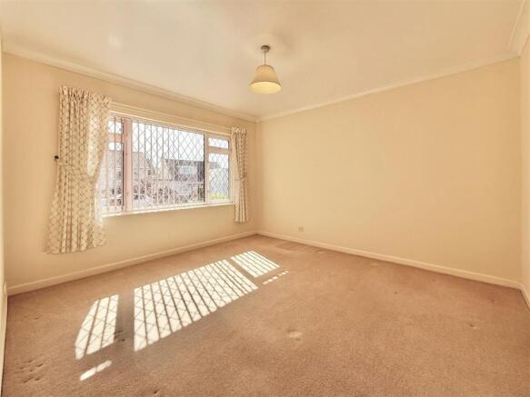 Bedroom  2.jpeg