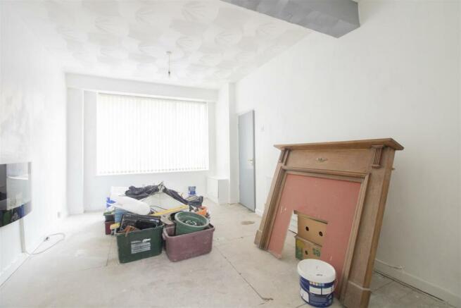 Lounge/Kitchen