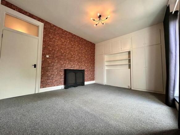 Lounge 2.jpg