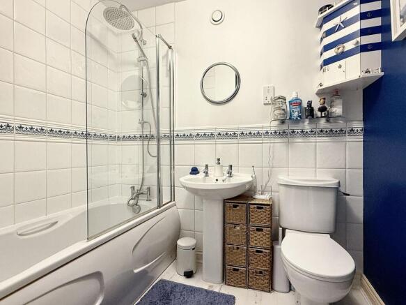 Photo 12