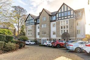 Flat 19, 18 Rosewood Court, Park Avenue, Roundhay, Leeds LS8 2BL