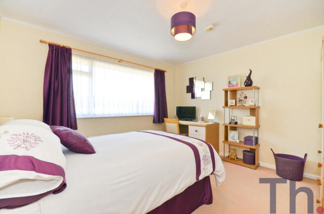 Bedroom 1.JPG
