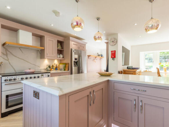 4 bed Character Property for sale Image 10