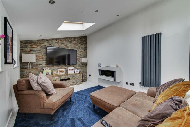 DSC_7597-DSC_7601.jpg