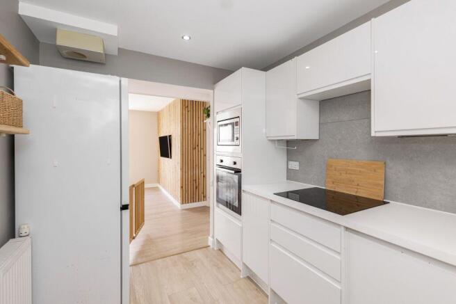 13/9 Birchwood View, Corstorphine, Edinburgh, EH12 8QB photo 4