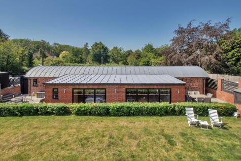 Redwall Lane, Hunton, Kent, ME15 0RL
