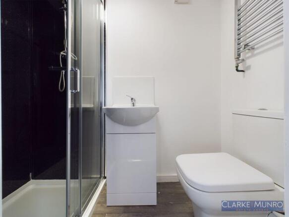 2 bed Apartment to rent Image 6