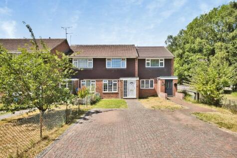 Rowan Way, Yeovil