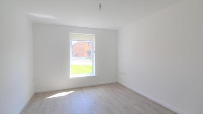 3 bed Semi-Detached to rent Image 4