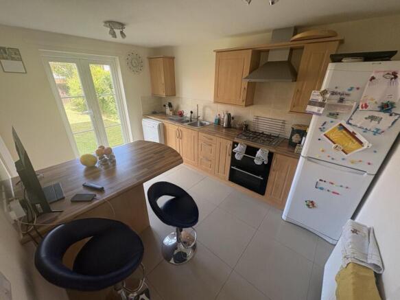 4 bed Detached for sale Image 2
