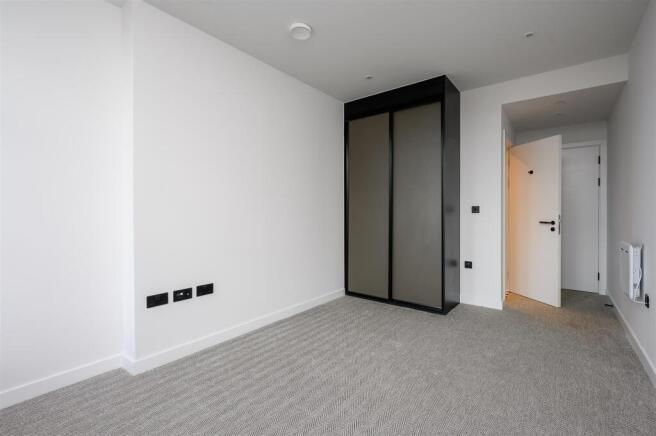 2 bed Apartment for sale Image 8