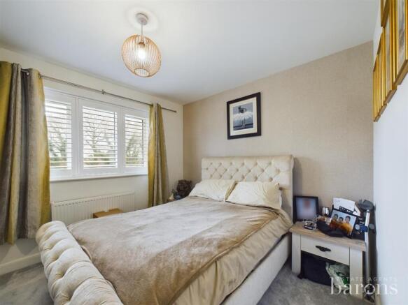 CAM05005G0-PR0005-STILL010.jpg