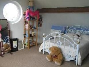 Dormer Bedroom 4