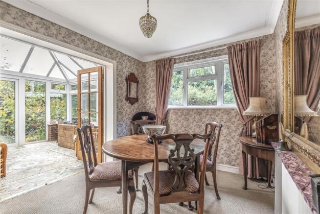 Dining Room.jpg