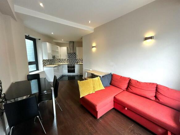 WhatsApp Image 2024-06-14 at 11.20.22_390de87b.jpg