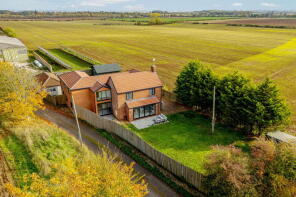 Whale Jaws Farm, Ermine Street, Hackthorn, Lincoln LN2 3PR