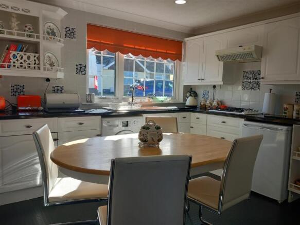 12 Richmond Kitchen.jpg