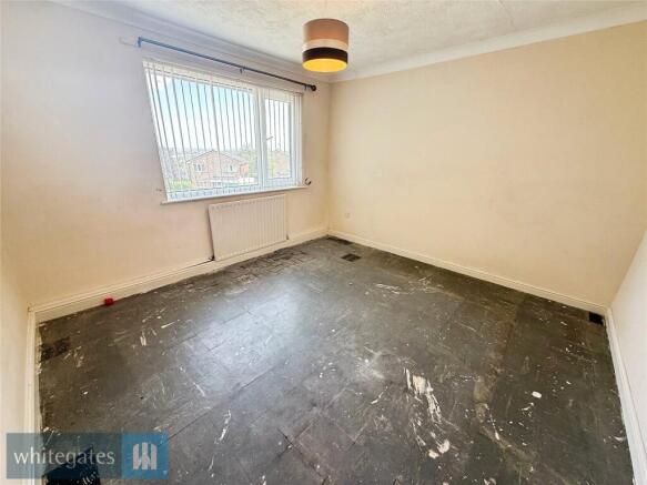 2 bed Apartment for sale Image 5