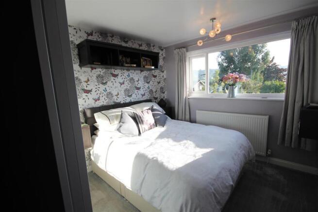 8 Furlong Avenue 180.JPG