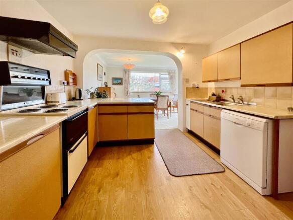 28 Lakes Road 15.JPG