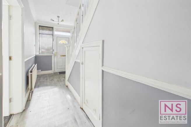 3 bed Semi-Detached for sale Image 6