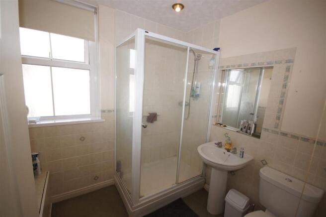 Shower Room.JPG