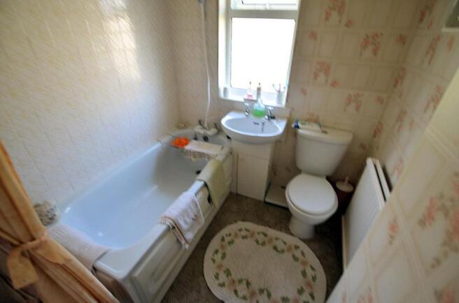 Bathroom.jpg