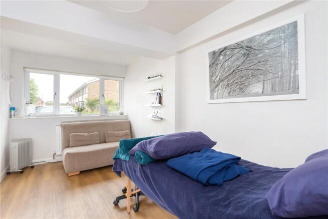 Bedroom/Study