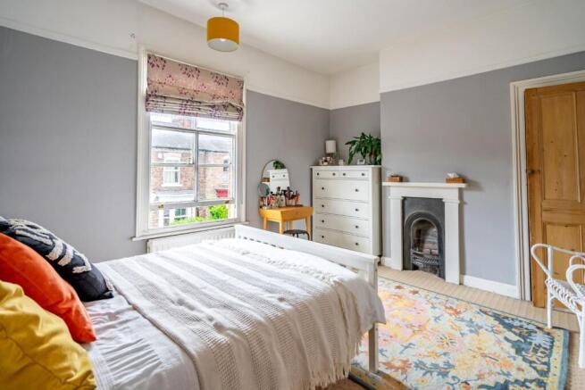 2 bed Terraced for sale Image 6