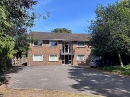 Flat 2, 10a Northways, Lavant Road, Chichester PO19 5RQ