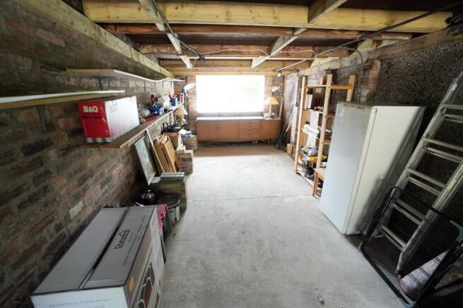 garage.jpg