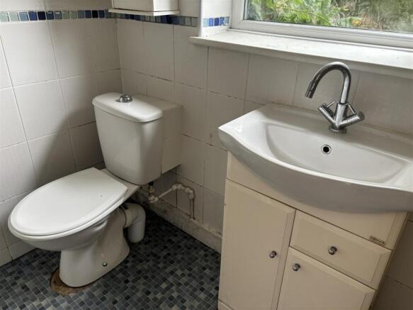 2 bed Terraced for sale Image 5