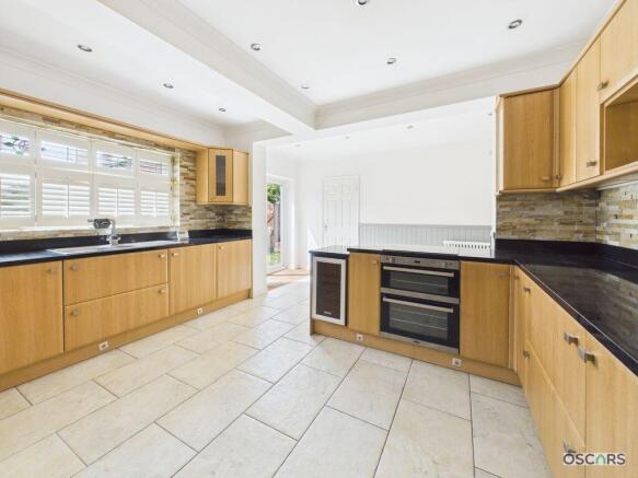 2 bed Terraced for sale Image 5