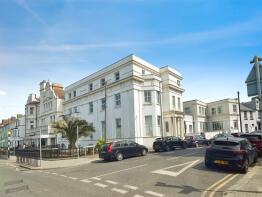 Flat 8, 1 Richmond House, Richmond Street, Herne Bay CT6 5LU