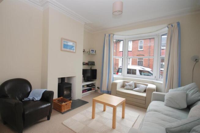 Living Room: