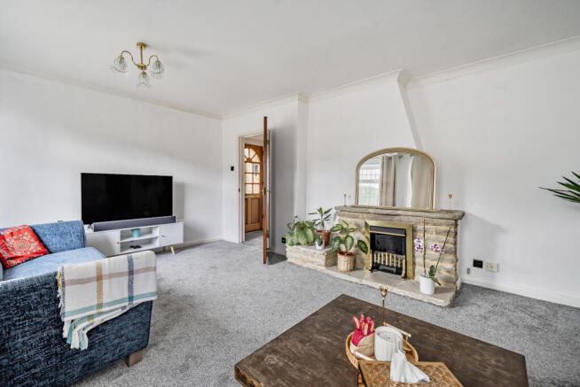 1349944-12-68b9bc...