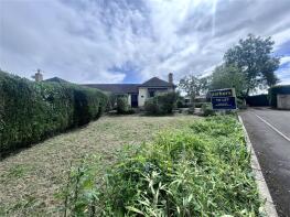 Holliers, Frome Park Road, Stroud GL5 3LF