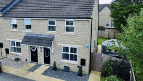 7, Manywells Close, Cullingworth, Bradford BD13 5FF