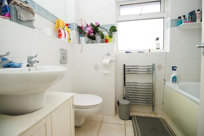 3 bed Semi-Detached for sale Image 9