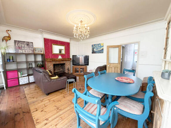 Living/Dining Room
