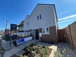 Bakersfield, Maidstone Road, Platt, Sevenoaks TN15 8JJ
