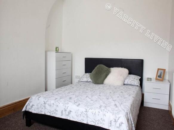 4SnowdonView_bedroom2.1.jpg