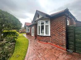 1, Mount Grove, Gatley, Cheadle SK8 4HR