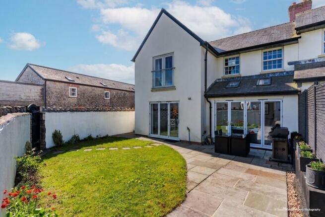 2 Augusta Court, North Road, Cowbridge CF71 7FD photo 4