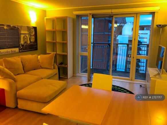 Lounge/Dining/Kitchen