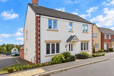Winfield Drive, Witney, Oxfordshire