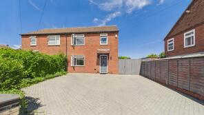 51, Palmers Grove, Nazeing, Waltham Abbey EN9 2QE